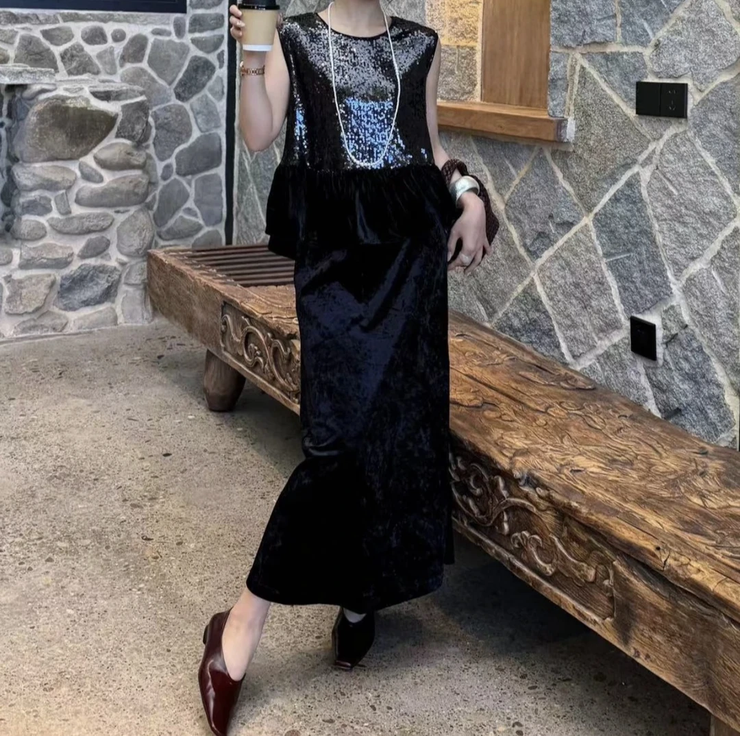 高奢重工荷叶边满天星亮片背心➕丝绒A字半身裙显瘦遮肉