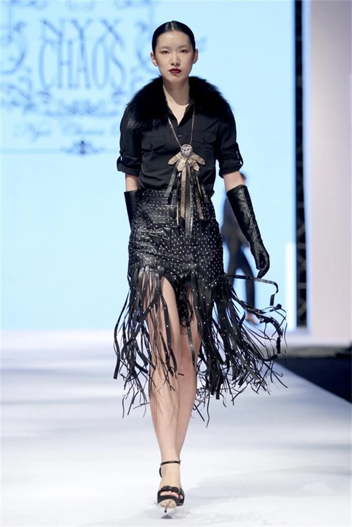 A66903喇叭袖衬衣