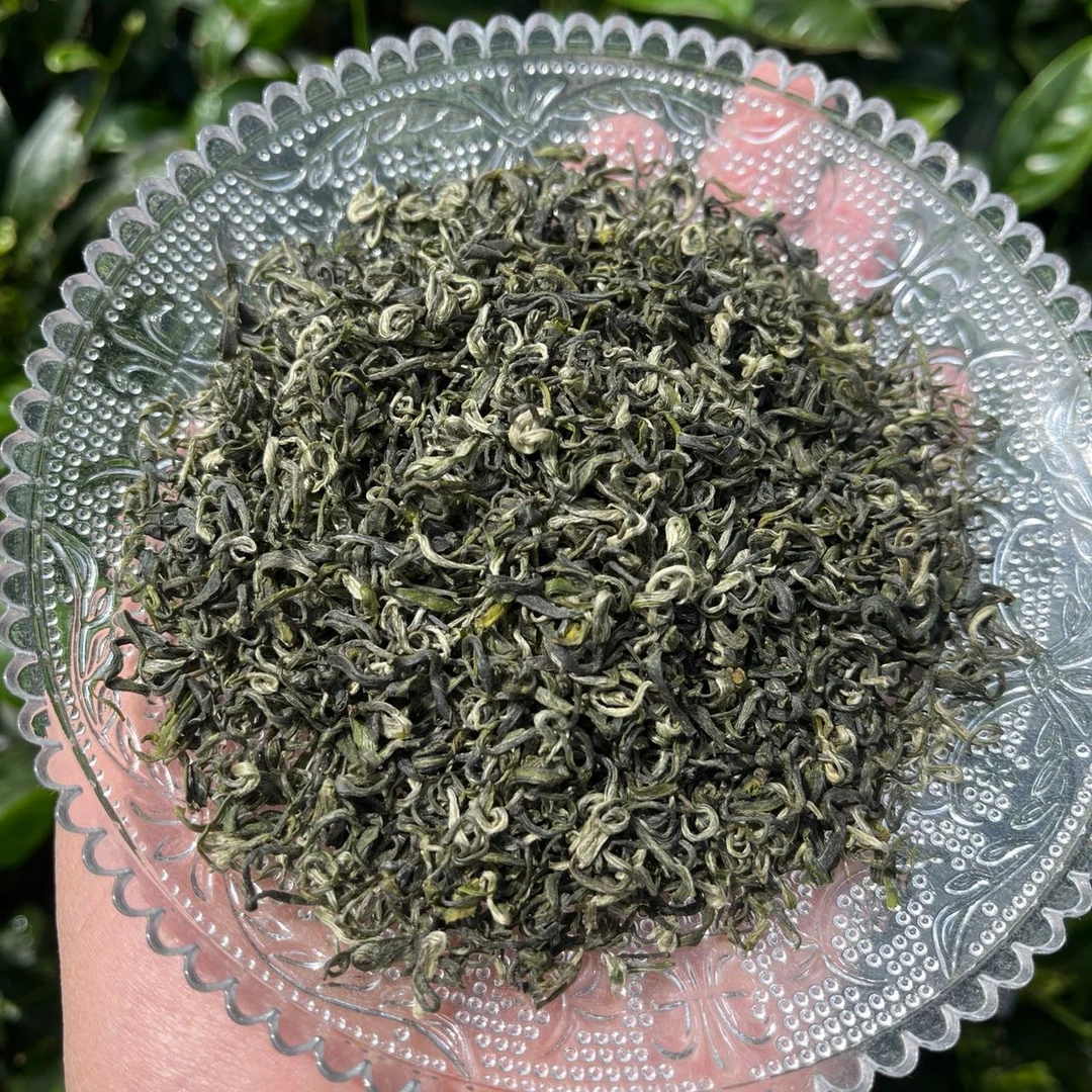 明前高山云雾明前毛峰茶 香味浓郁 鲜爽度高 生津回甘好包装随机