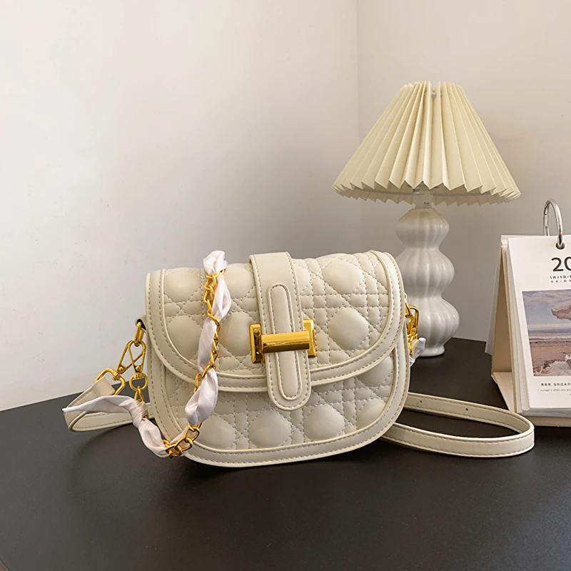 （长20高16厚9）2023新款马鞍百搭包包305