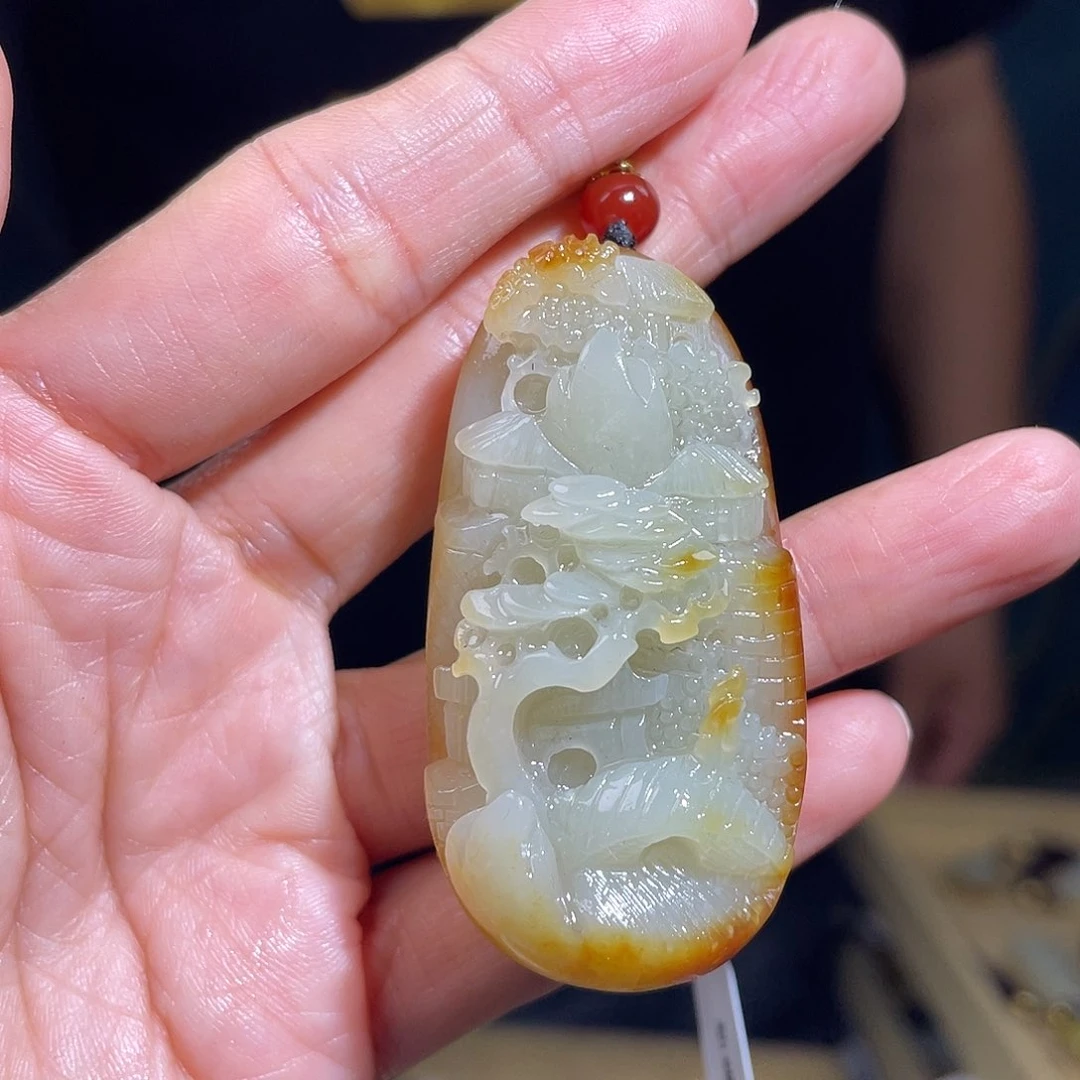 和田玉颈饰未镶嵌