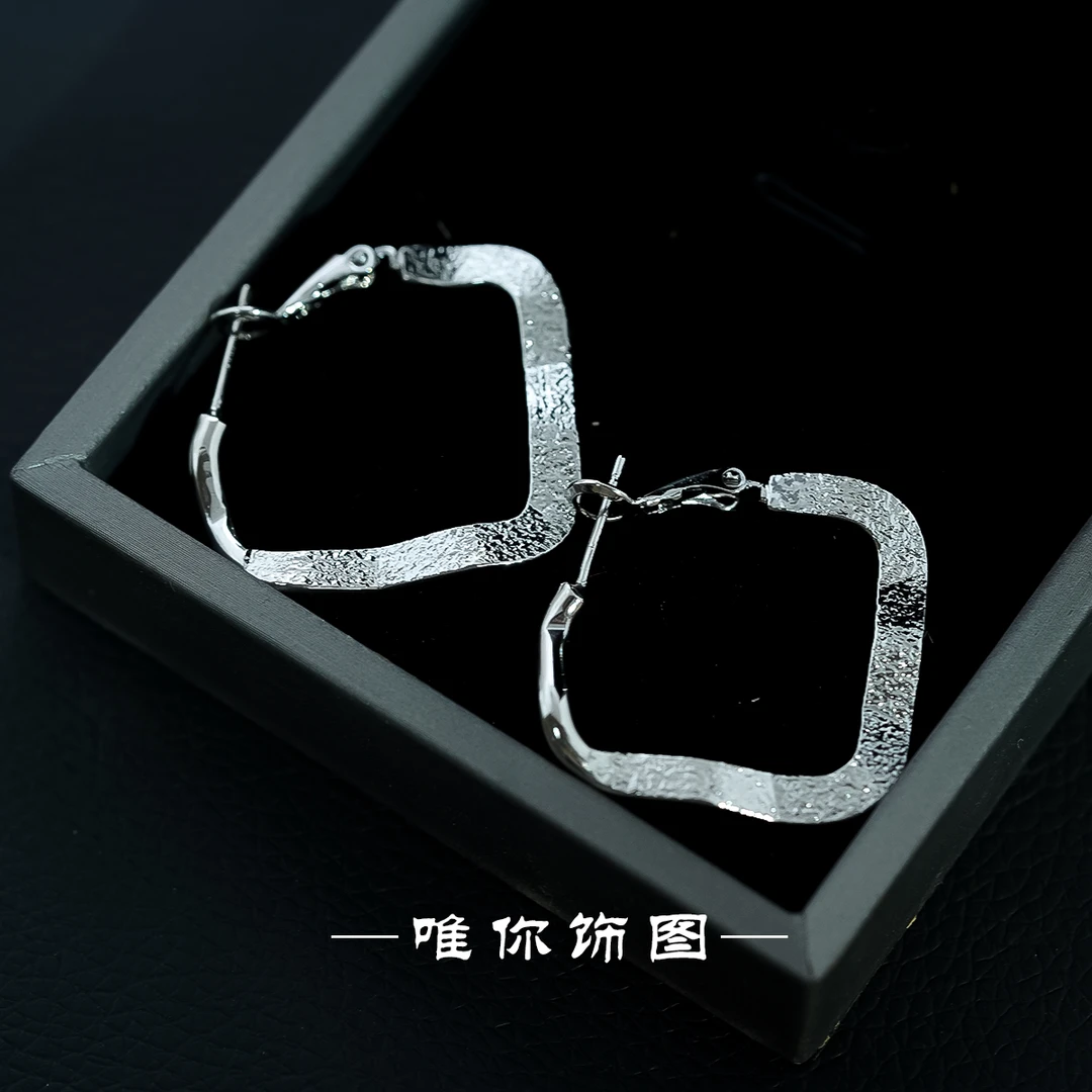 方形质感纹理耳环耳圈小众百搭E0190