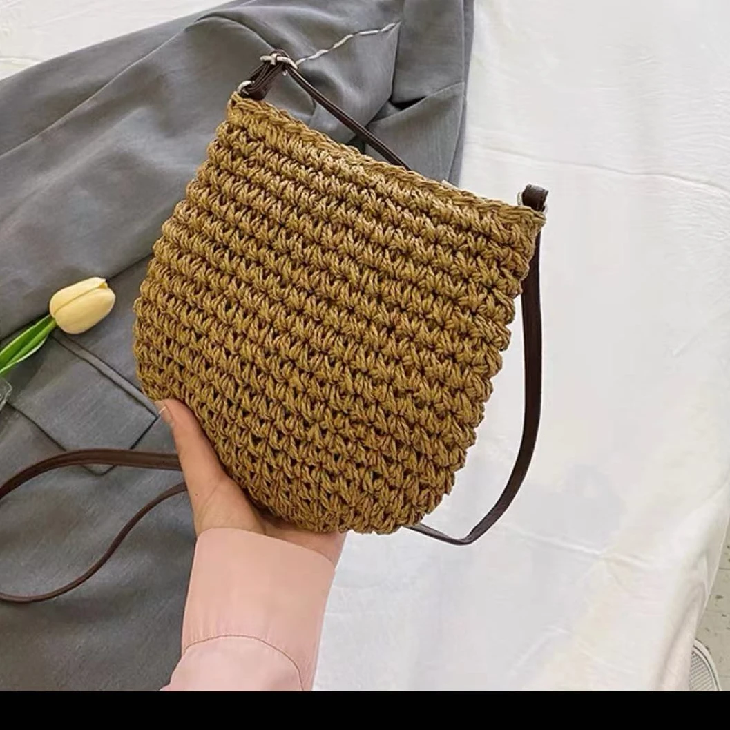 【五五定制】2024新款—时尚韩版百搭单肩藤条编织可爱贝壳包