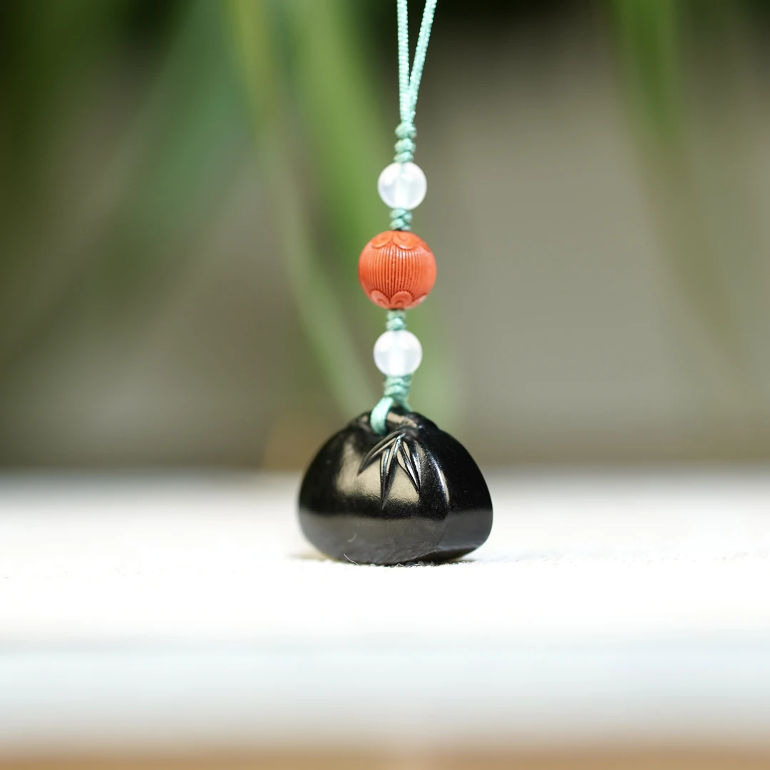 和田玉墨玉竹节手机挂包挂 朱砂款吊坠项链