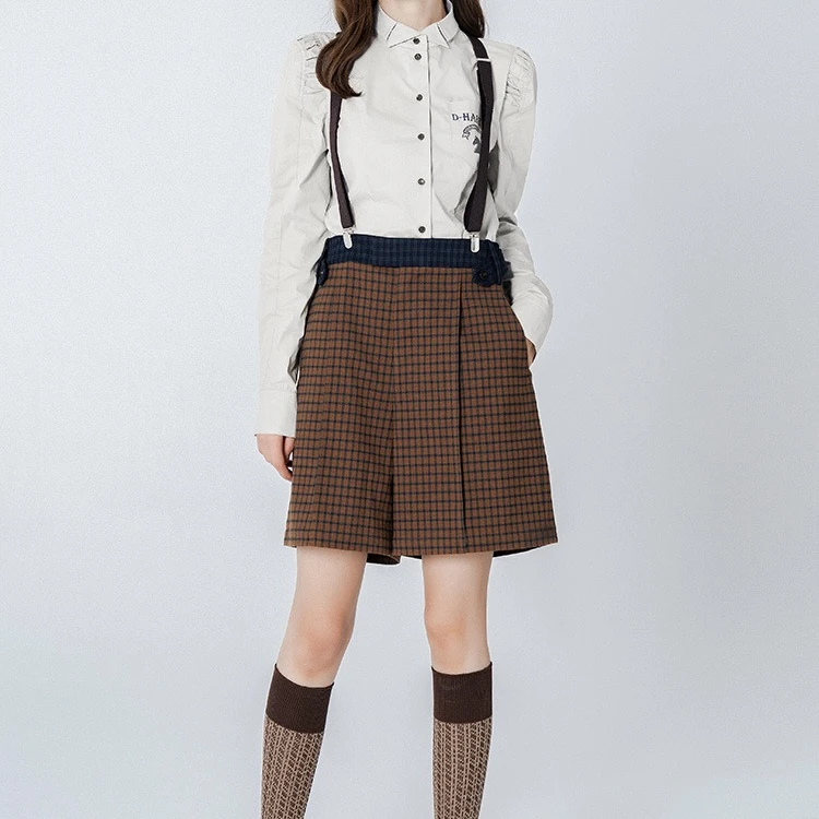 D-HARRY/迪哈利春新款深棕格子短裤女高腰五分裤DH223L95331D