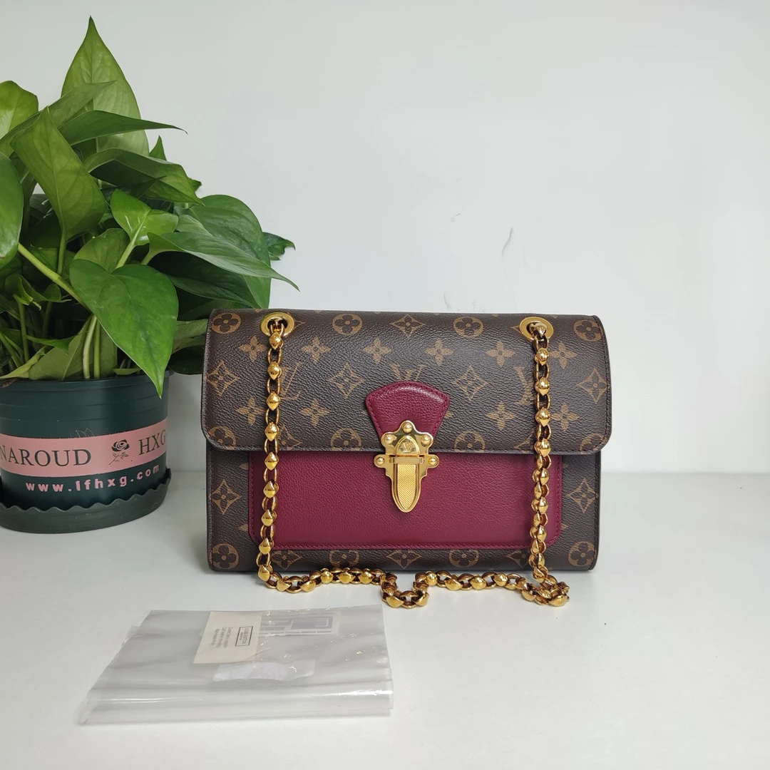 95新 LouisVuitton/路易威登 lv邮差包尺寸26x17x8编码：7754087