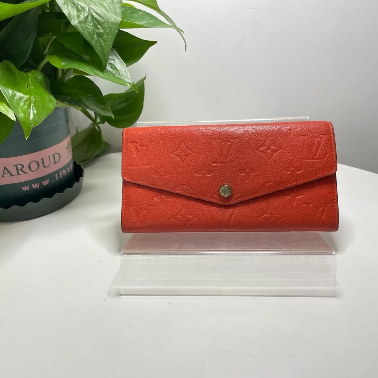 95新 LouisVuitton/路易威登 橘色全皮压纹钱包尺寸20x10 7769832
