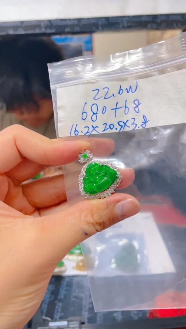 【闪购商品】定制翡翠未镶嵌天然A货翡翠   假一赔四