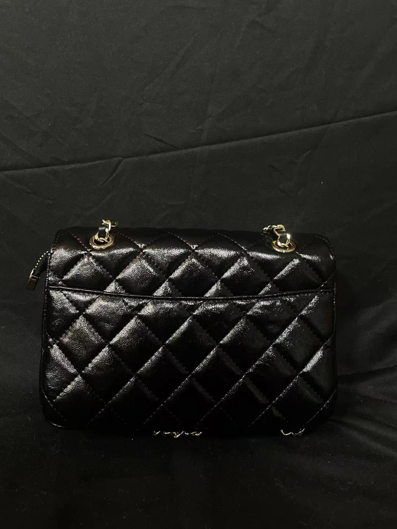 LQ-WITH-QUEEN真皮女包方链条黑色