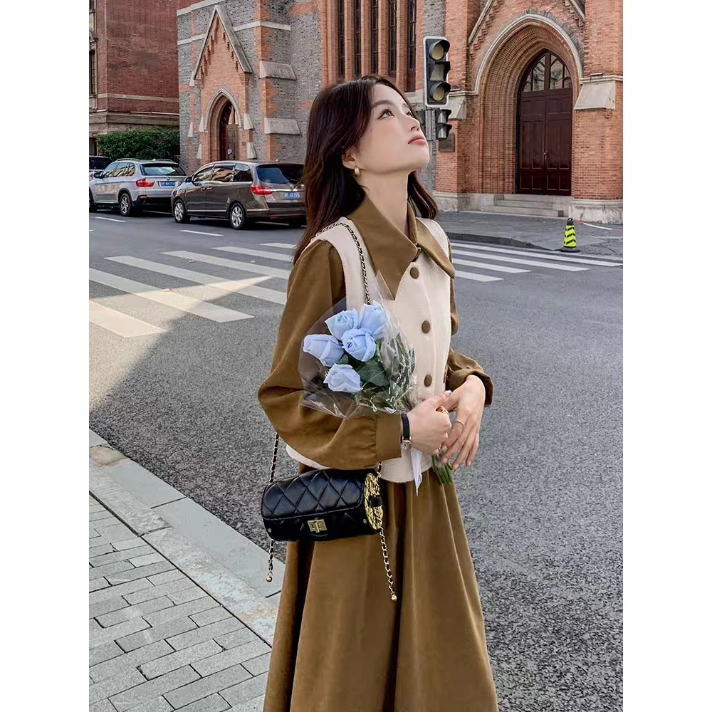 今年流行连衣裙套装女秋2024新款长袖美拉德穿搭马甲衬衫裙两件套