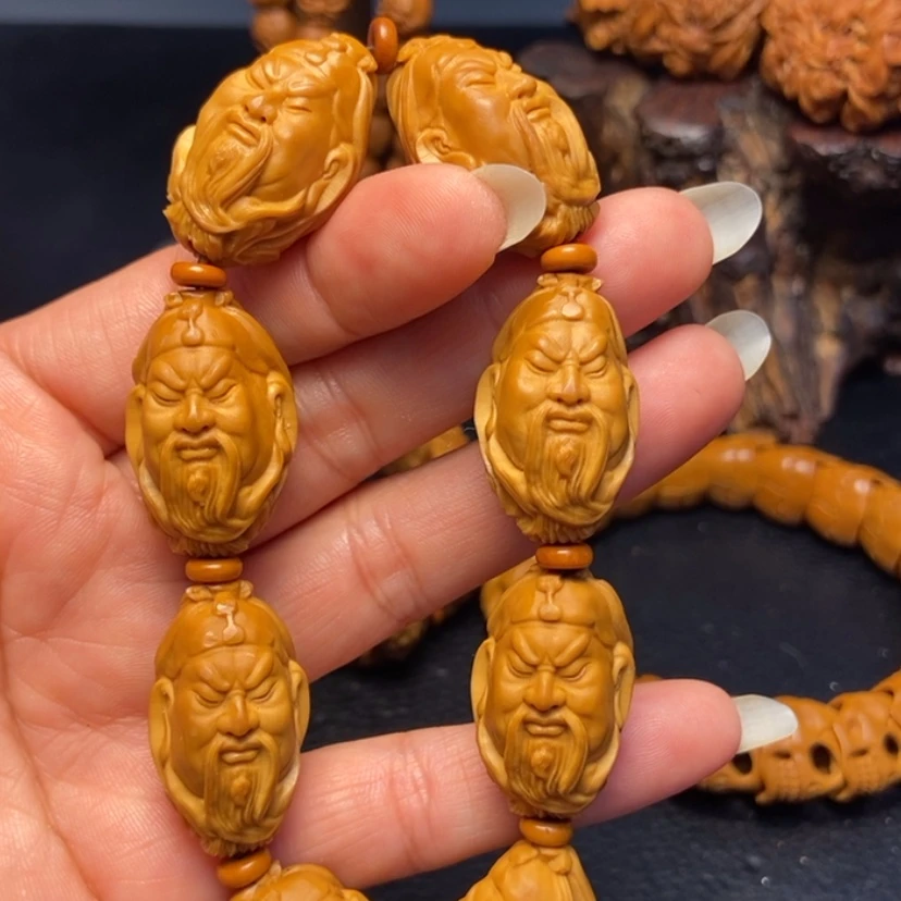 【闪购商品】橄榄核吊坠1.8关公