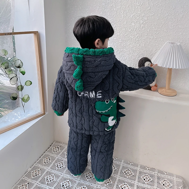 儿童睡衣秋冬季加厚款加绒珊瑚绒三层夹棉男童家居服男宝宝小男孩