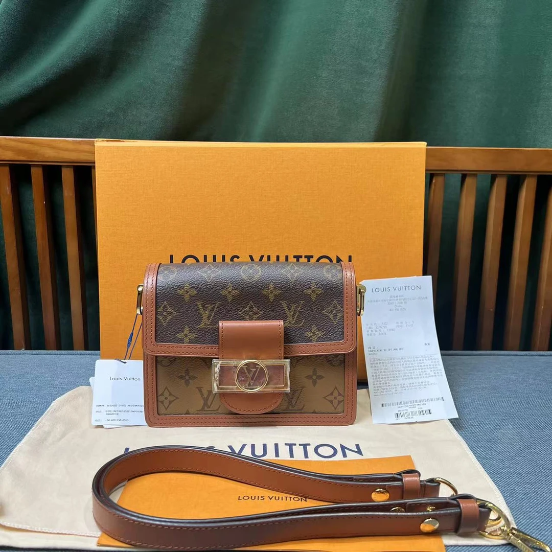99新 LouisVuitton/路易威登 达芙妮小号 99闲置新