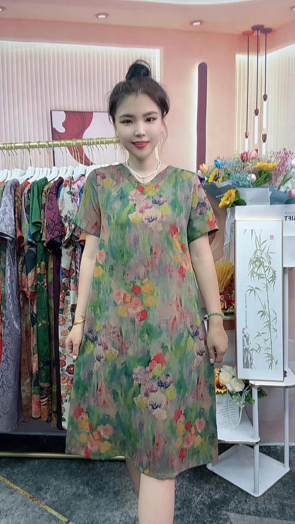 【琉璃】2024夏季新款时尚气质显瘦印花中长款宽松连衣裙妈妈装