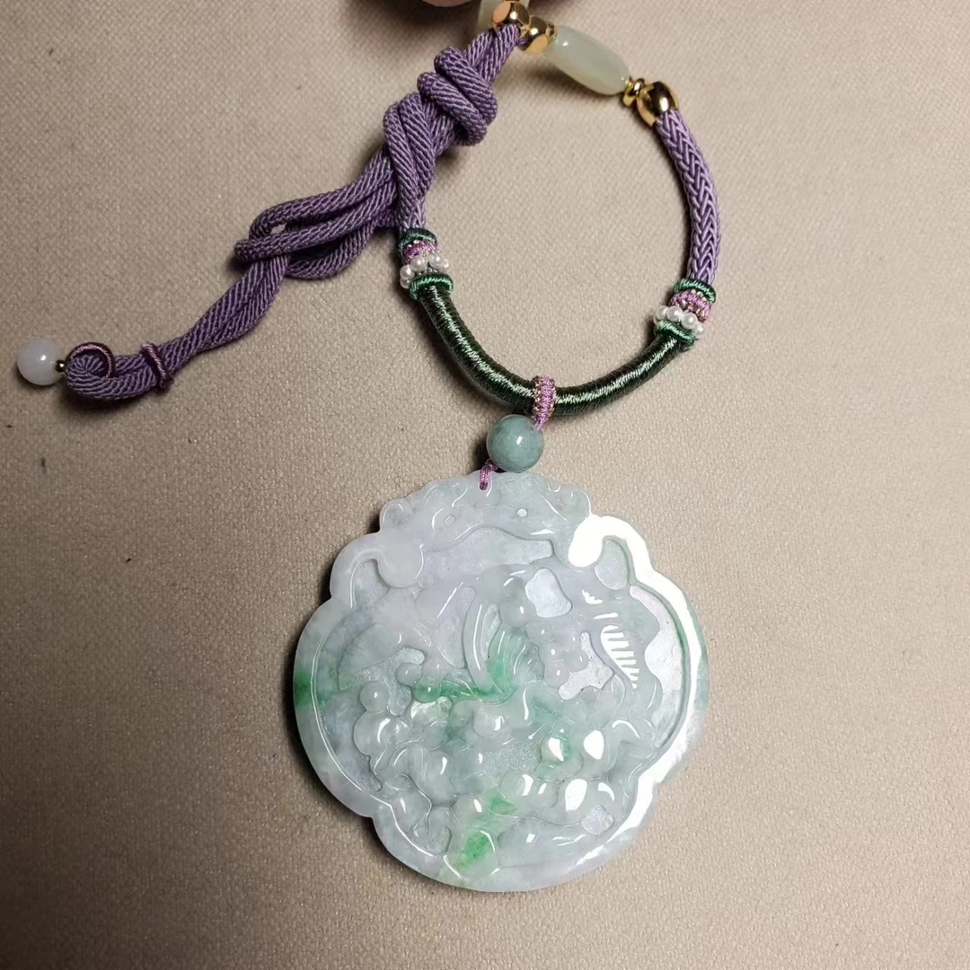 【赵小姐】C19翡翠雕花吊坠
