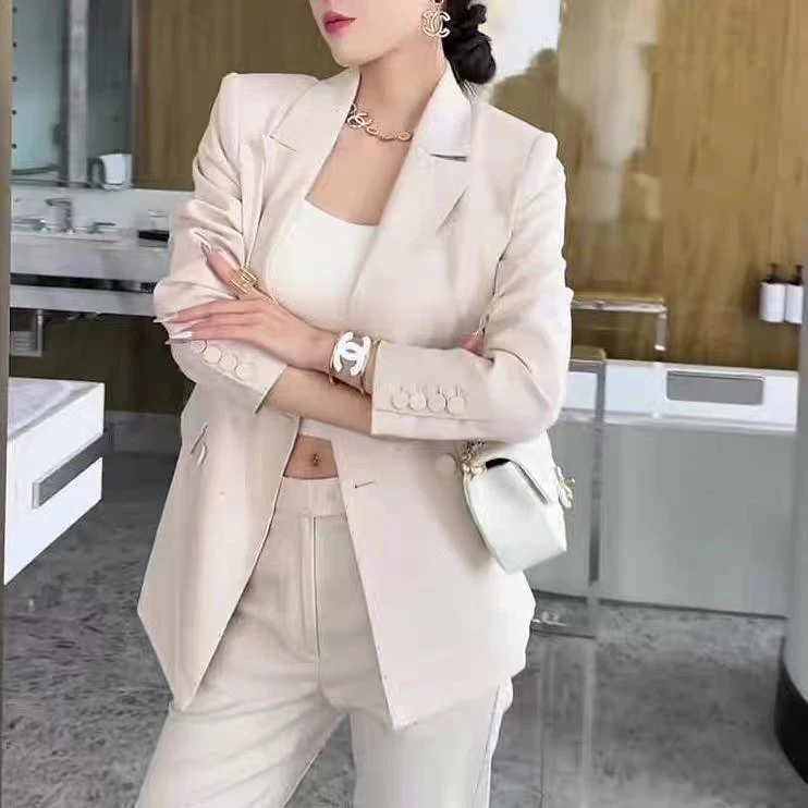 秋秋精选新款女神范气质修身烫钻西装套装19510