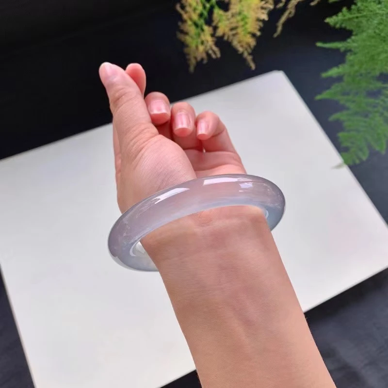 天然A货翡翠——冰飘花翡翠手镯定制