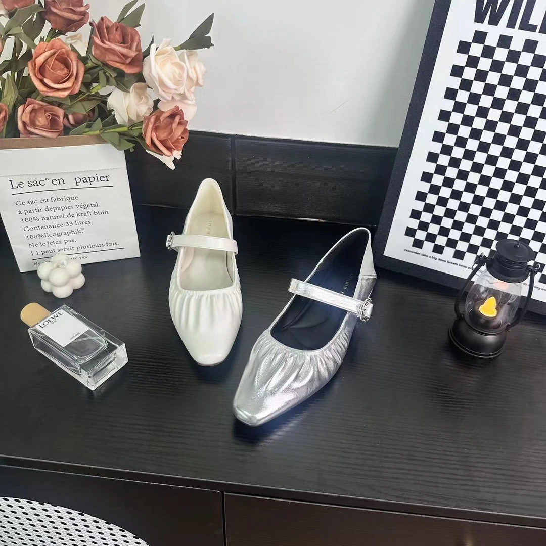 新品时尚休闲女鞋百搭玛丽珍褶皱设计舒适单鞋冷粘工艺9033-5