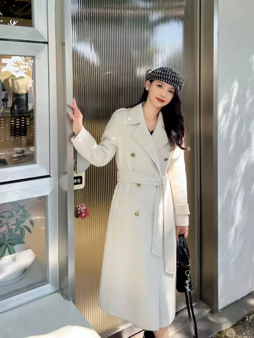 欧雨韩肩扣大衣外套