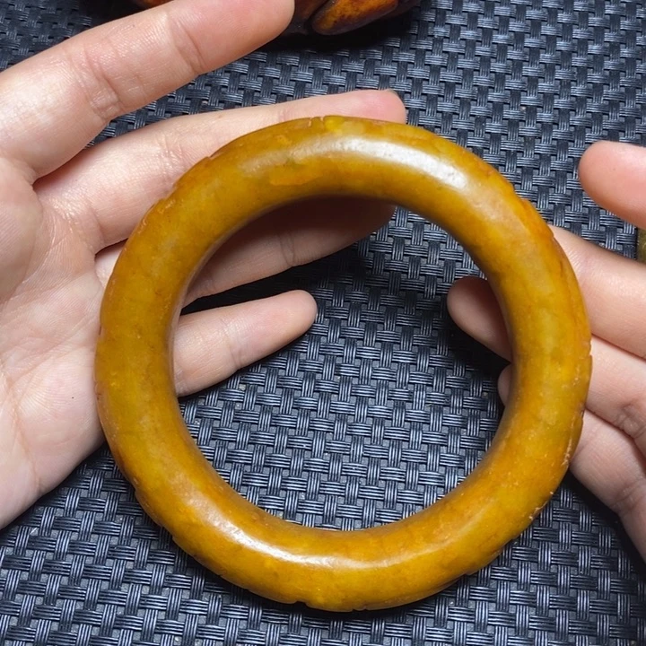和田玉(糖玉)挂件未镶嵌