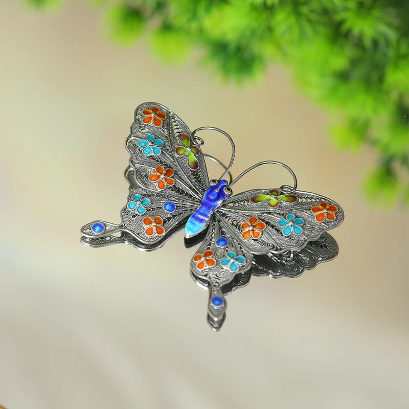 花丝蝴蝶 非遗技艺景泰蓝 宫廷艺术 工艺精湛 匠心传承