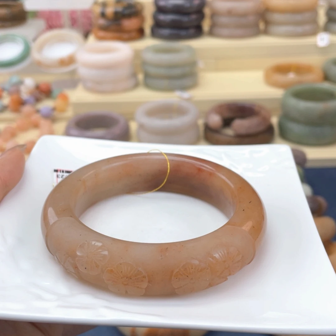 【闪购商品】石英质玉手镯未镶嵌～***～