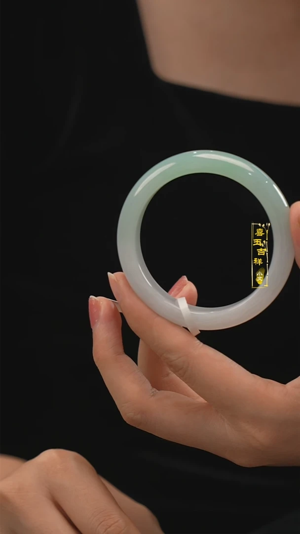 【闪购商品】翡翠手镯未镶嵌36号