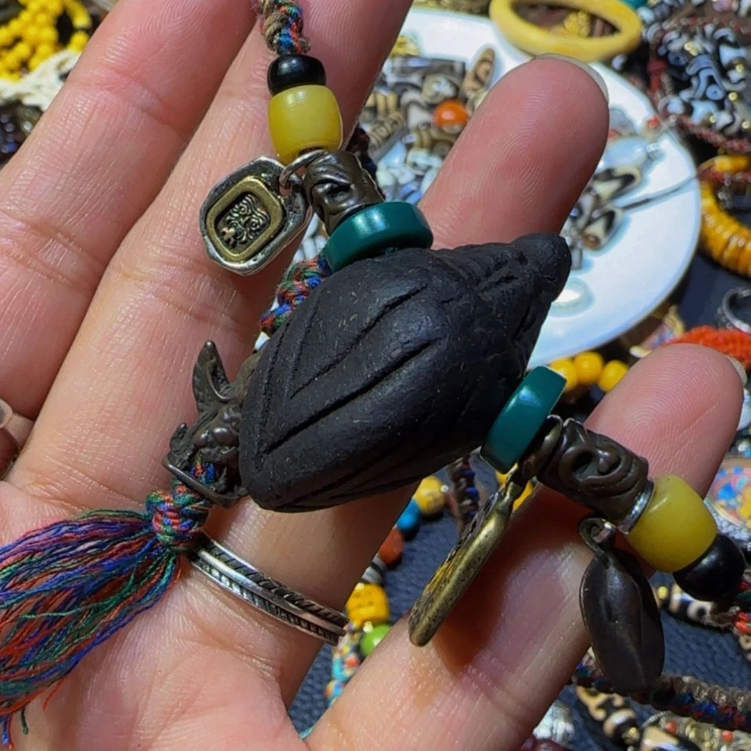 【闪购商品】琉璃颈饰