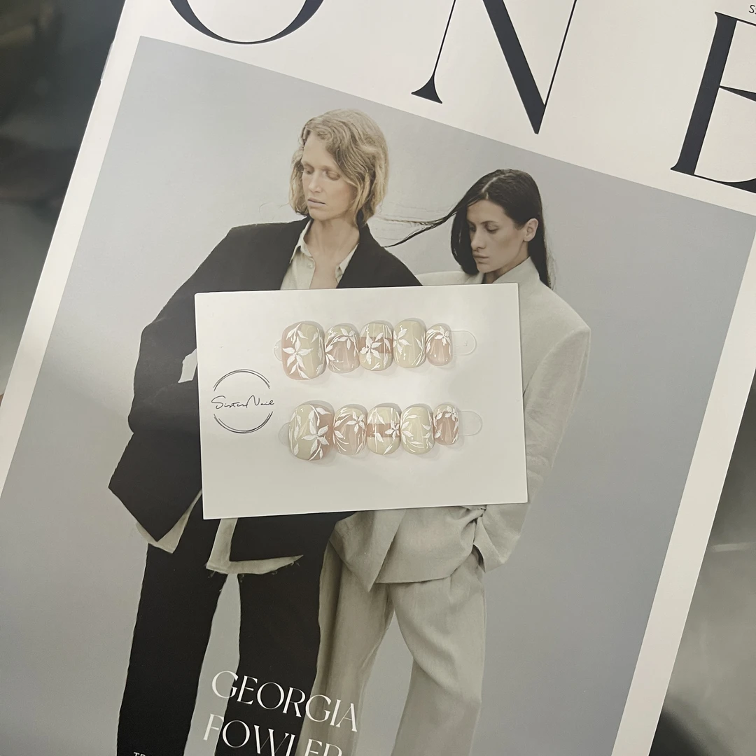 SISTER姐妹 浅浅 高定美甲新中式国风彩绘穿戴甲显白手工甲夏季