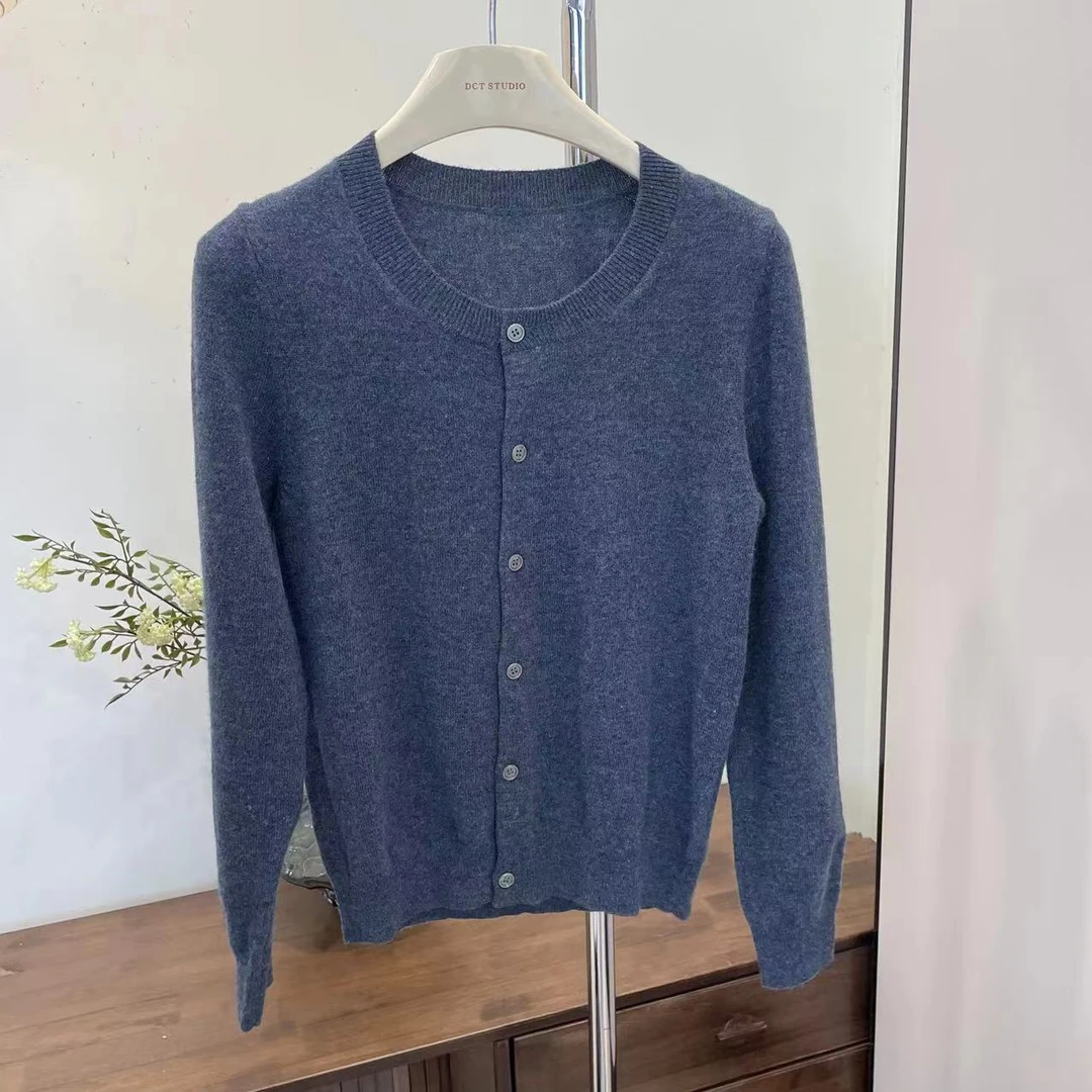 针织衫-24156爱心圆领时尚开衫