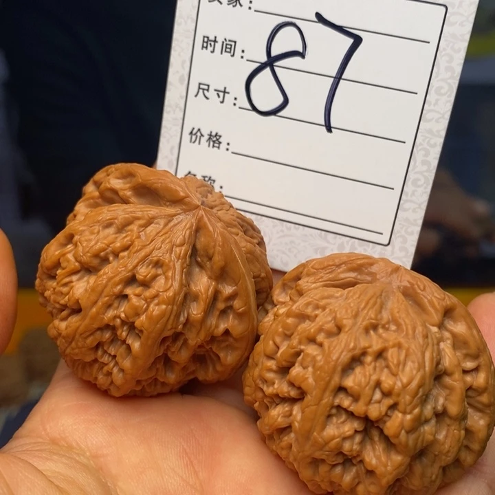 文玩核桃吊坠我****、核桃文玩核桃粗筋87