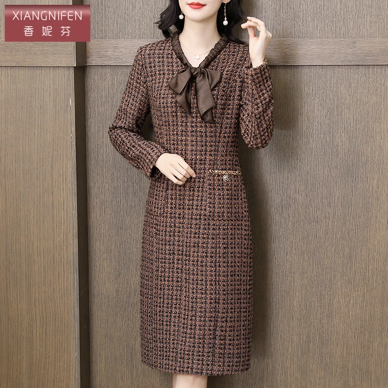 【香妮芬】83253秋冬长袖时尚加厚妈妈装羊毛毛呢冬季千鸟格连衣裙