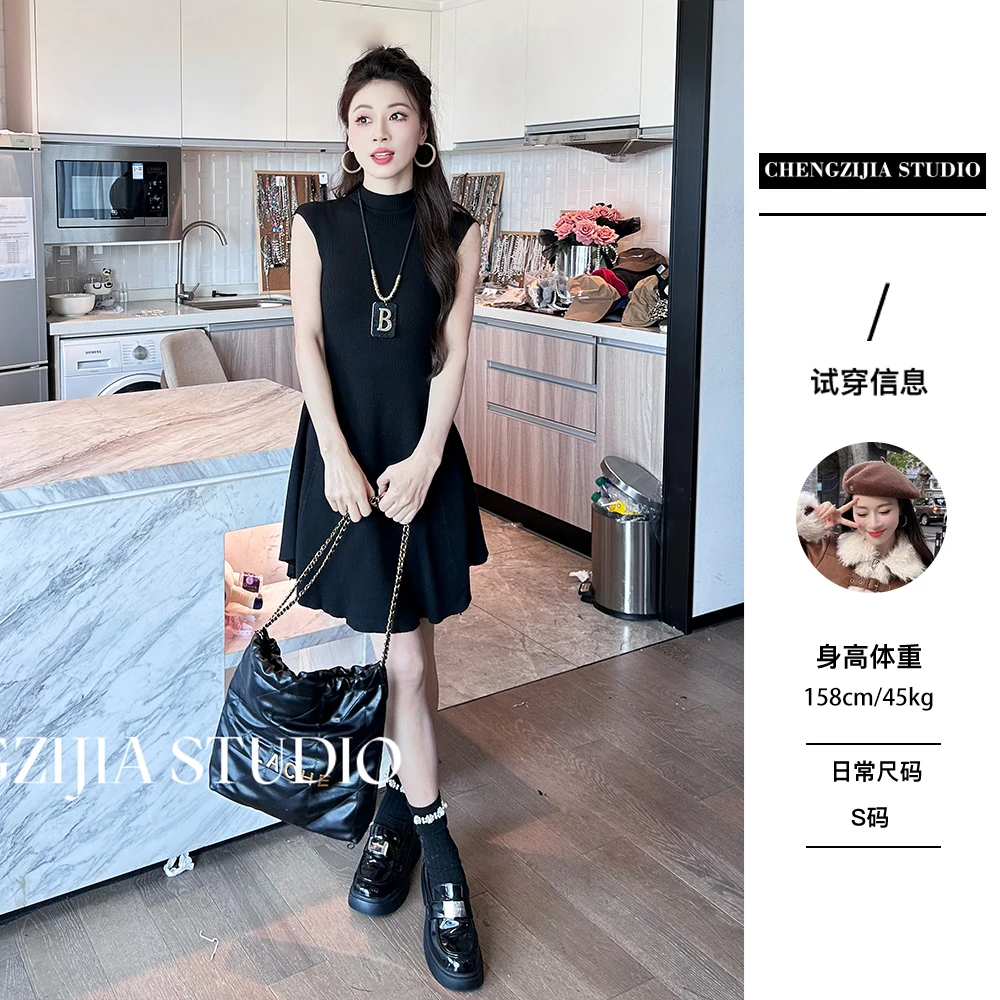 【裴诗婷】LYQ0349修身无袖针织连衣裙