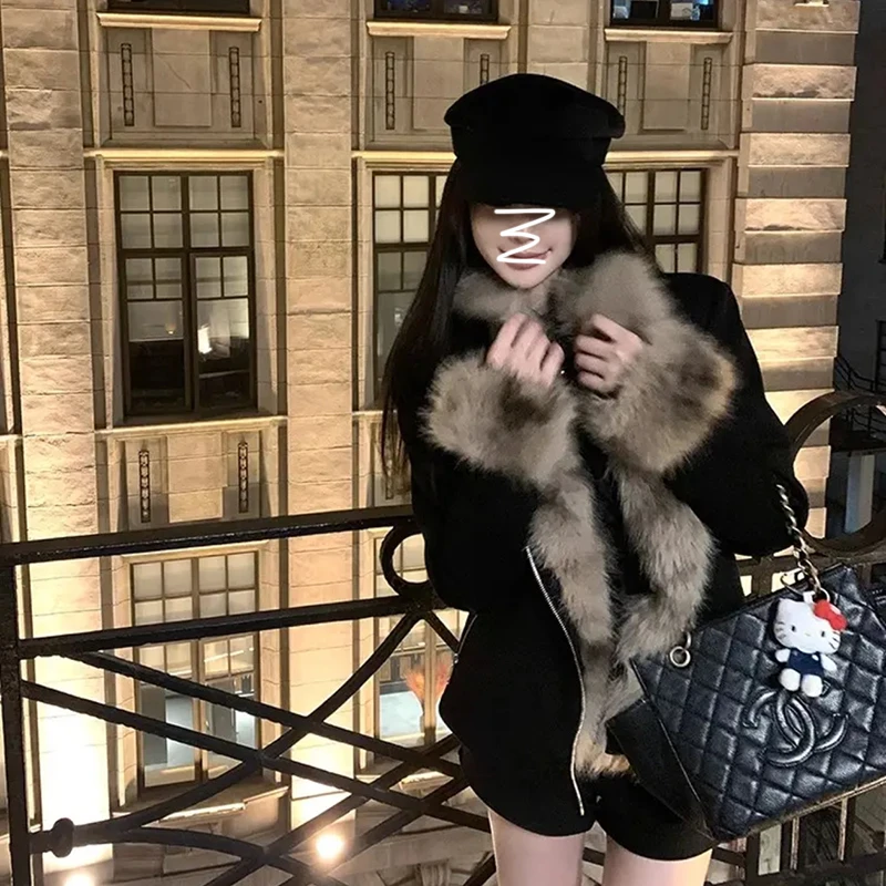 冬季黑色皮毛一体机车保暖外套短款时尚百搭宽松加厚韩版保暖上衣