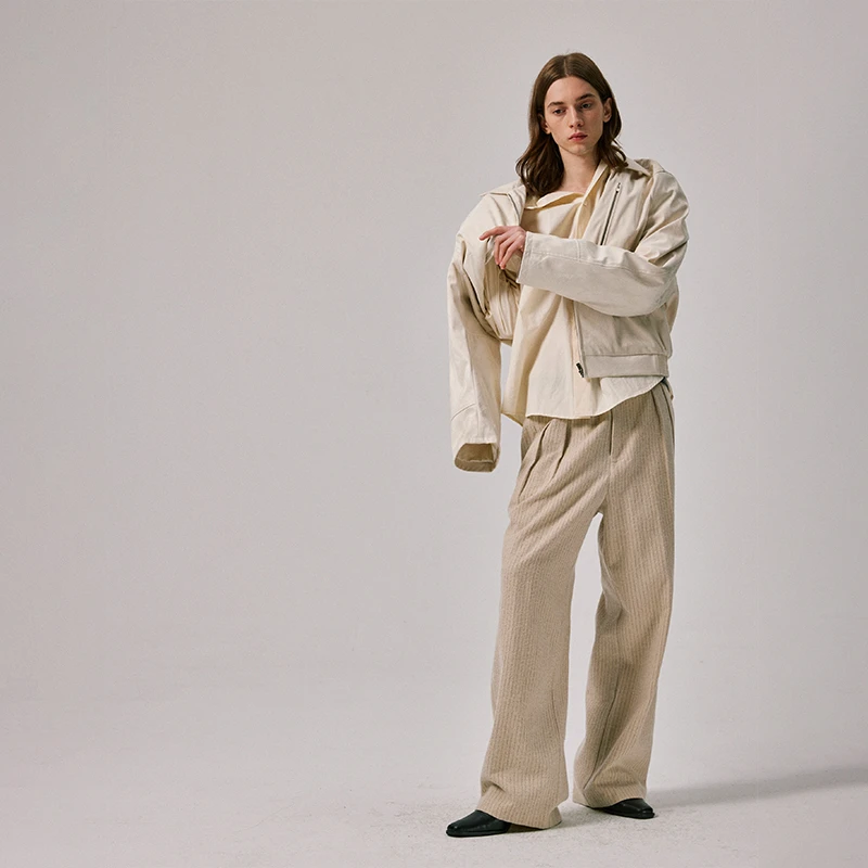 Amicus Animae 高羊毛含量挺阔打褶基础西裤