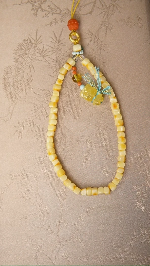 【闪购商品】琥珀吊坠(不含链)未镶嵌吊坠