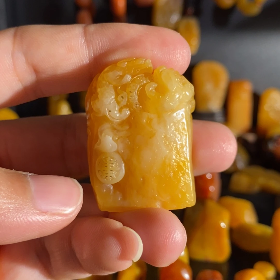 寿山石印石释**化哈哈这就是我们最爱