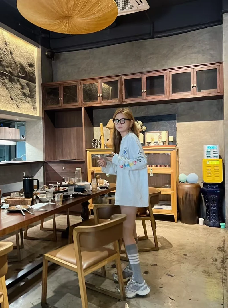 美式长袖T恤 圆领显瘦休闲宽松T恤 拼接彩色印花百搭简约纯棉双纱