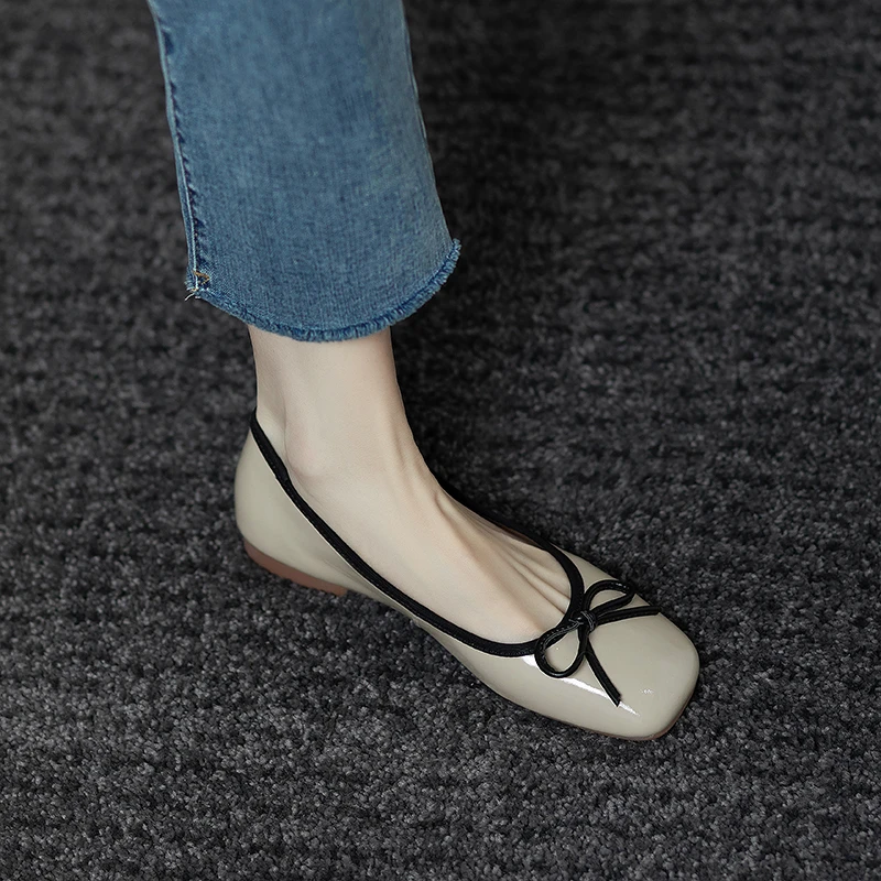 复古巨软漆皮蝴蝶结方头平底单鞋女春秋新款休闲百搭豆豆鞋女瓢鞋