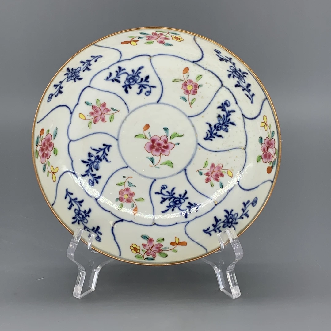 52411052*清雍正青花加彩花卉纹碟/瓷器五/江苏省文物总店