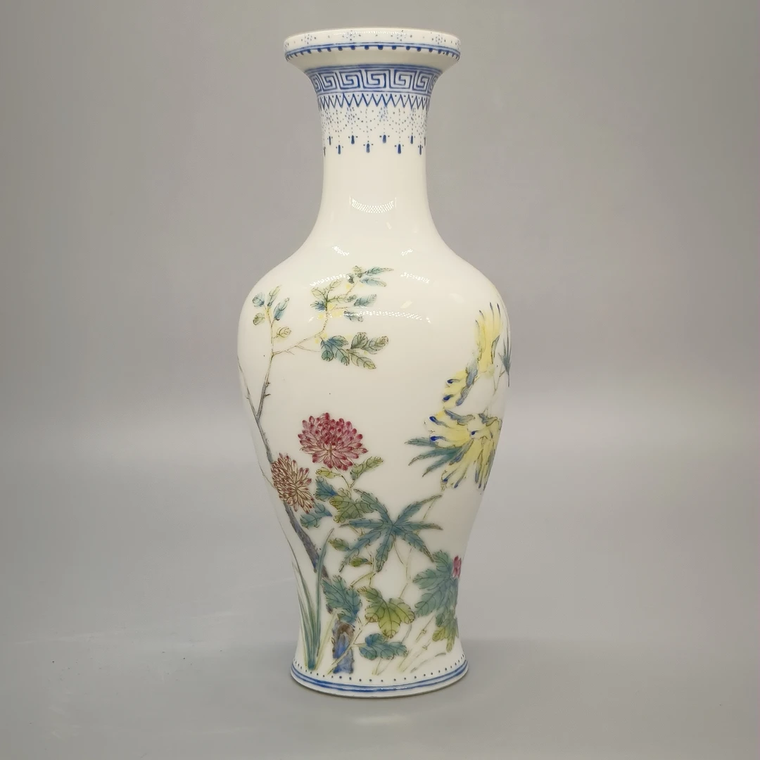42408029*民国粉彩花卉纹瓶/瓷器四/江苏省文物总店