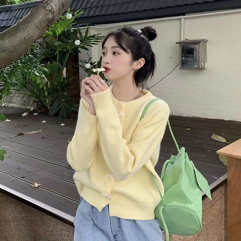 甜美网红时尚春秋2025新款设计感立体外搭韩版长袖针织衫针织