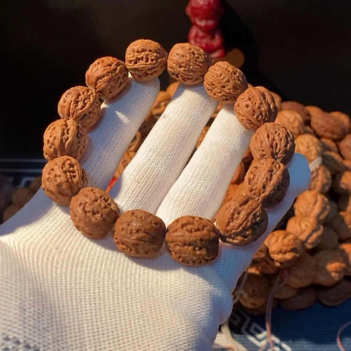 文玩核桃手串……41