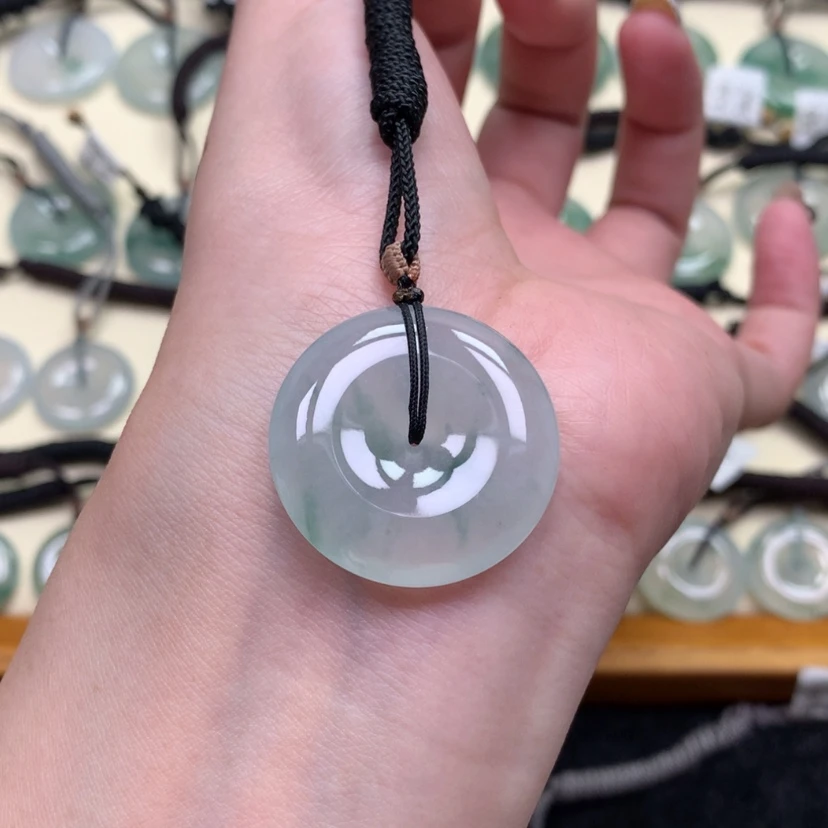 【闪购商品】翡翠颈饰未镶嵌0000000000