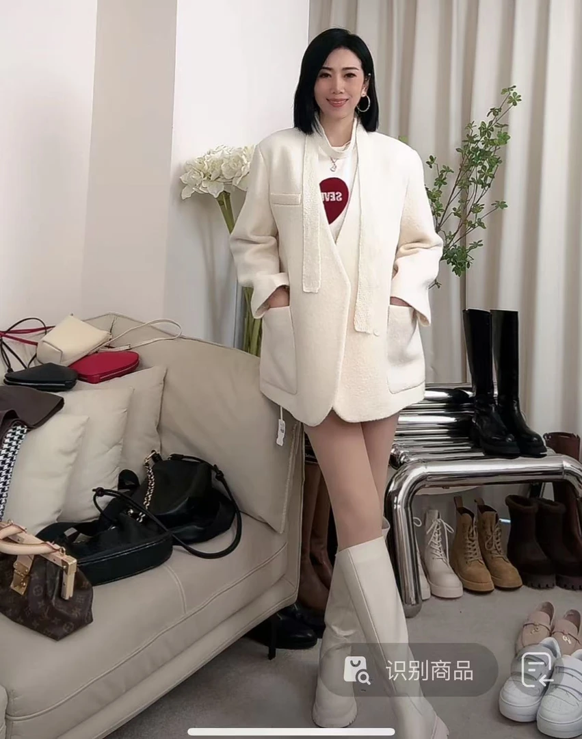 【柏卉服饰】V领净版大口袋西服