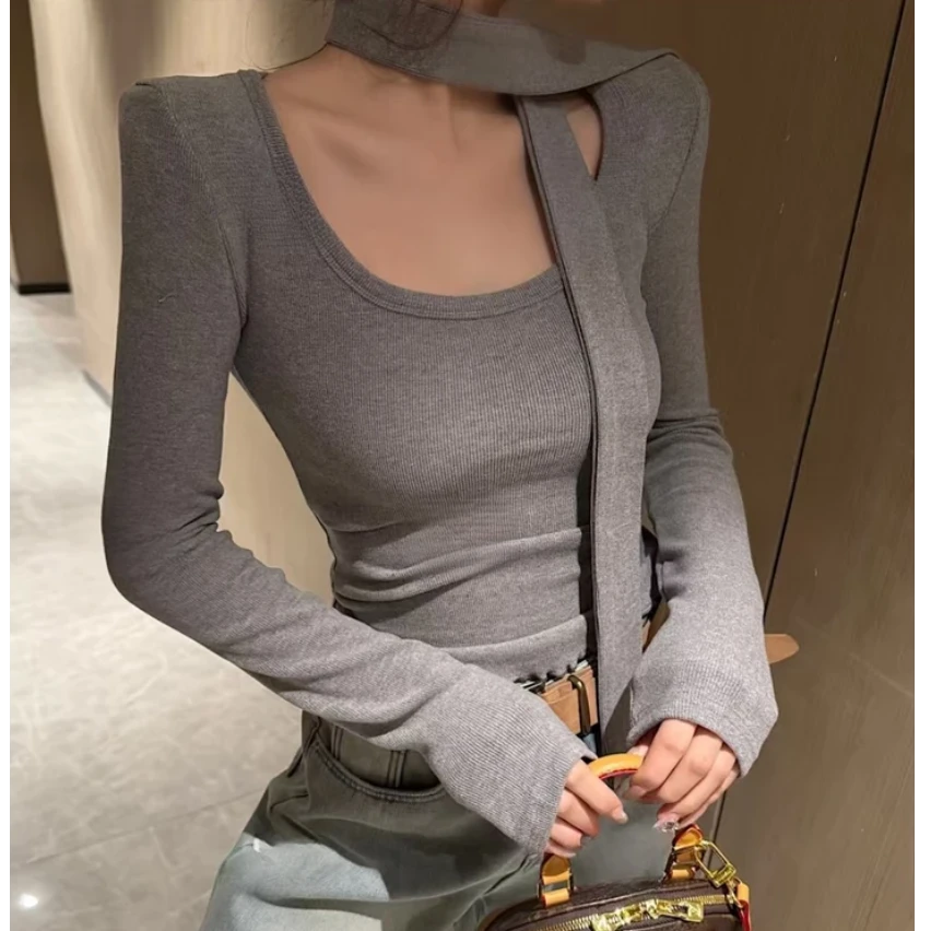 辣妹简约高级感U领系带长袖T恤女秋冬小众设计感修身内搭上衣