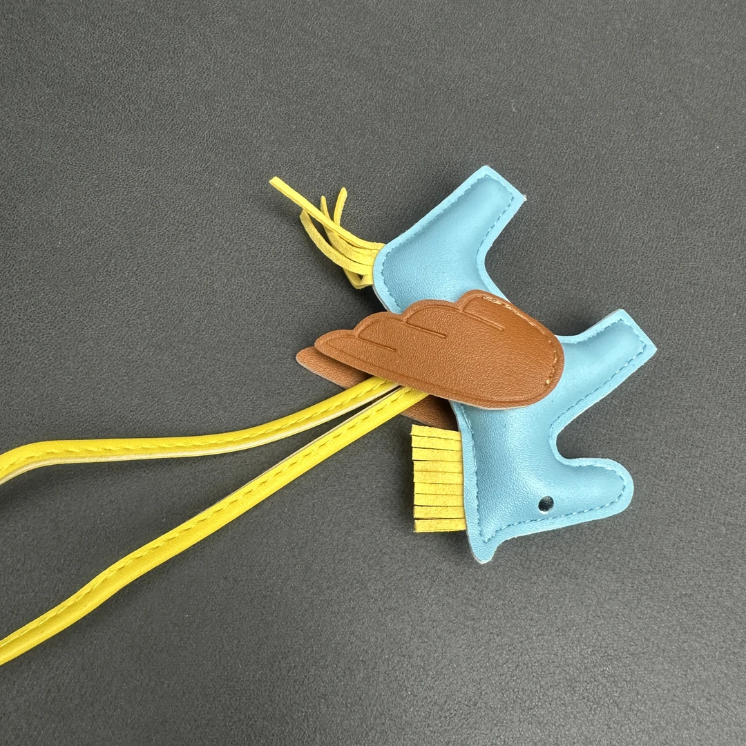 2024 新款式 高端纯手工手缝小飞马 包包 挂件