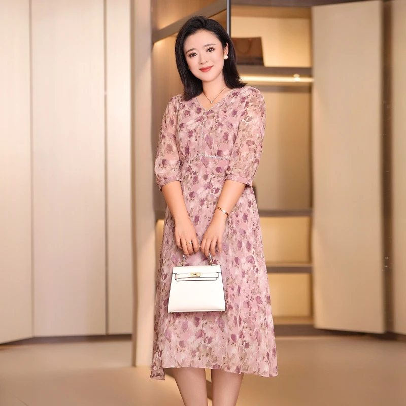 时尚大码女装遮肉显瘦显白宽松优雅柔软舒适连衣裙21266