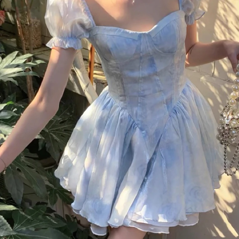 连衣裙少女甜美公主日常裙子夏季薄款日系印花碎花吊带裙洋装复古