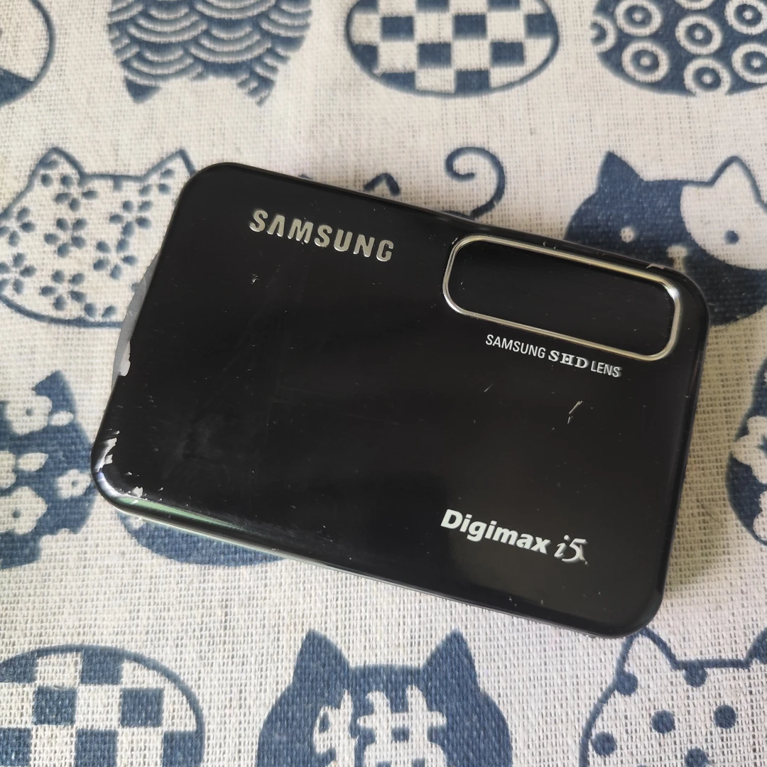 9新 Samsung/三星 复古ccd相机 三星i5  500w 古早小清新风格